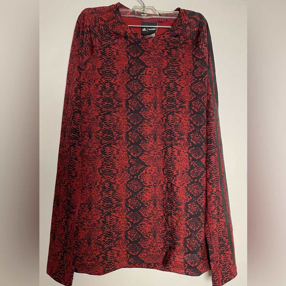 IVY PARK Red and Black Animal Print Workout Shirt, size L